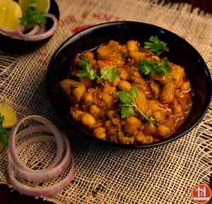 Aloo Chola