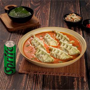 Veg Momo RedThai + Sprite