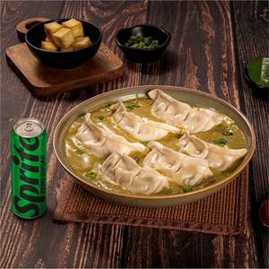 Paneer Momo Green Thai+ Sprite