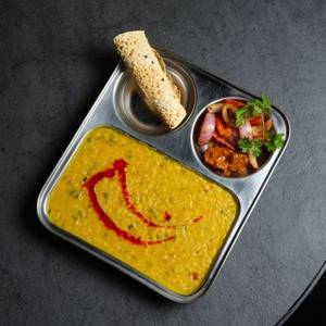 Khichdi Papad Aur Aachar