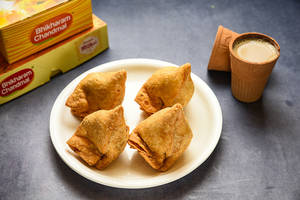 Chai (250 Ml) + Samosa (4 Pcs)