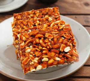 Bhatinda peanut chikki