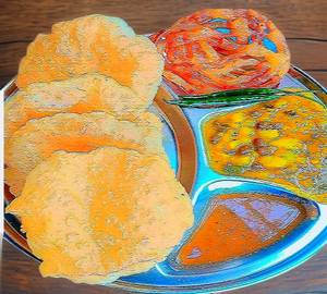 5 Puri With 1 Jalebi And Alochana Sabji Or Chutney