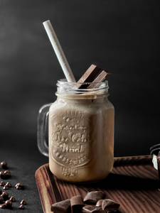 Kit Kat Shake.