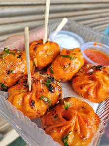 Cheese Corn Tandoori Momos