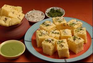 Khaman Dhokla [250 Gms]