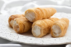 Vanilla Cream Roll