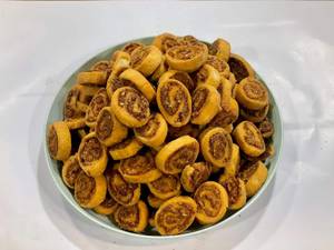 Bhakarwadi [250 Gms]