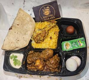 Dum ki chicken biryani with dehati Thali