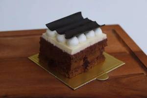 CLASSIC BLACKFOREST PASTRY- 125 gm