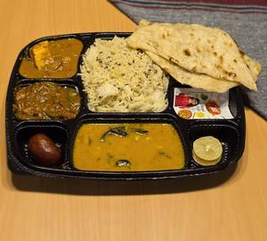 Deluxe Thali