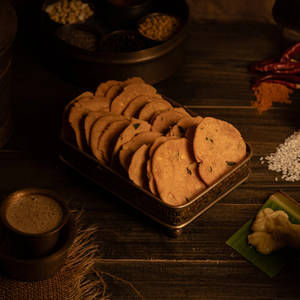 Butter Thattai/ Nippattu