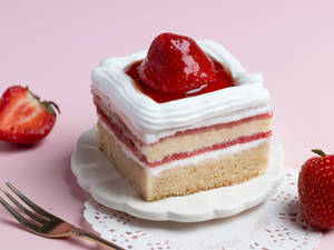 Strawberry & Fresh Cream Pastry [1 Piece]