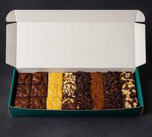 Large Assorted Brownie Box [24 Pcs]