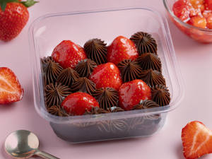 Strawberry Chocolate Tub [190g]