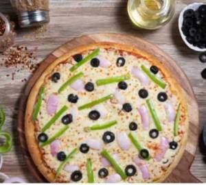 Italian veg supreme pizza
