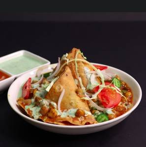 Samosa chaat