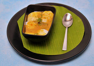 Button Idli ( 10 Nos Dipped In Sambar)