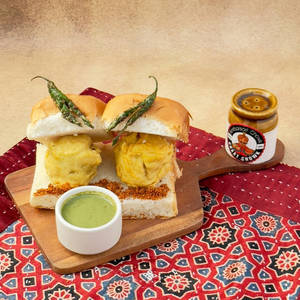 Vada Pav (2 Pcs)