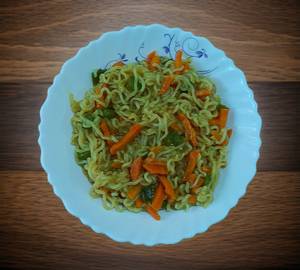 Maggi with veggies