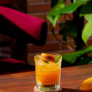 Orange Basil Mojito