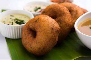 Medu Vada
