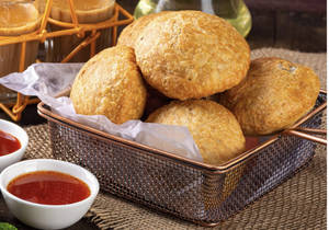 Pyaz Kachori