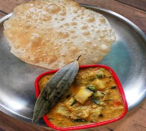 Bhature Veg Kuruma