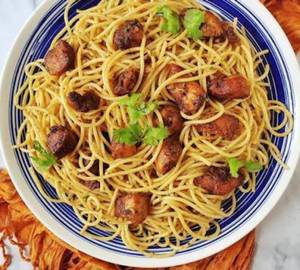 Boneless Chicken Noodles