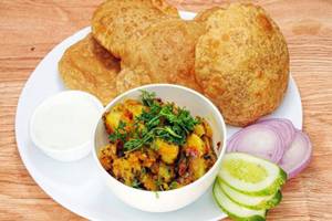 Puri bhaji 4 puris