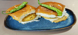 Vada Pav (2 Pcs)