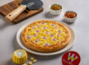 Onion & Sweet Corn Pizza Pie