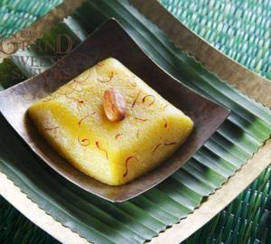 Badam Halwa (300 Gms )