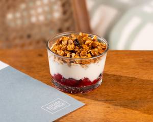 Berry And Granola Yogurt