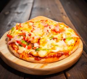 Tomato Corn Pizza 7 Leches