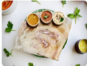 Onion Rava Dosa