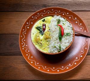 Jeera Rice With Pakoda Ki Kadhi (450 Ml)