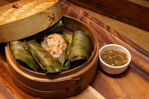 Chicken Bamboo Shoot Wrap In Banana Leaf