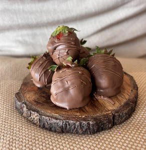 Chocolate Dip Strawberry