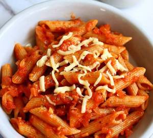 Red sauce pasta
