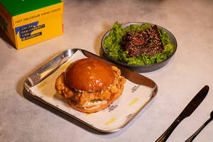 Classic Fried Chicken Burger + Korean Wings 2pcs
