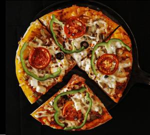 Veg Loaded Pizza [8 Inches]