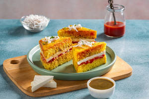 Sandwich Dhokla-per Pc.