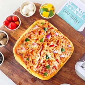 Tandoori Paneer Tikka Romana Pizza (10)