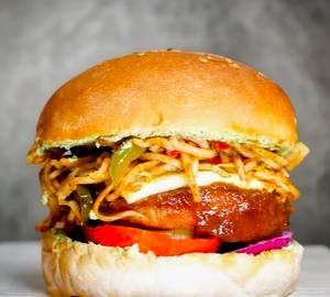 Noodle Aloo Tikki Burger