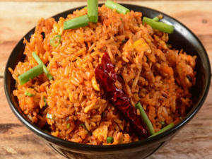 Half Schezwan Chicken Rice