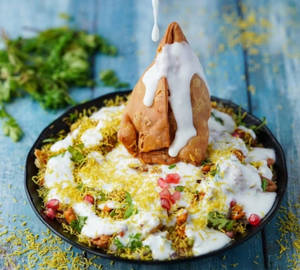 Dahi Samosa Chaat