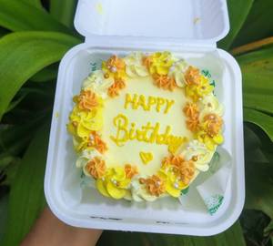 Eggless Mini Pineapple Cake [ 300 Gram]