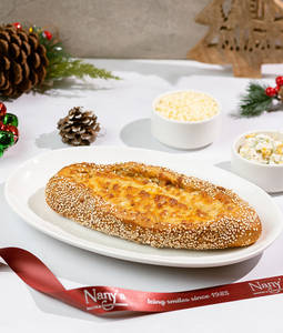 Vegetable And Cheese Crumble Bread