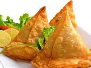 Desi Samosa (2 Pcs)